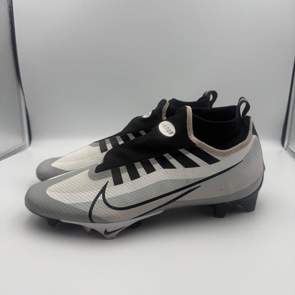 Nike Vapor Edge Pro 360 DQ3670-001 Football Cleats Mens Size 12. No box